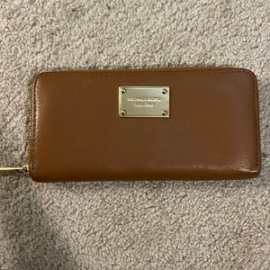 Michael Kors Leather wallet brown